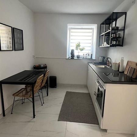 Nice Apartment In 格蒙登 外观 照片